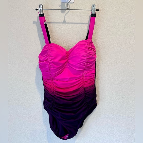 Aqua Green Shape + Style Ombre Pink Purple One Piece Swimsuit- Size 6 Slim Fit - Picture 1 of 6